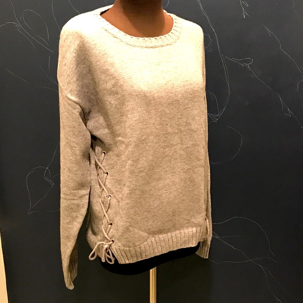 Super soft laced pullover